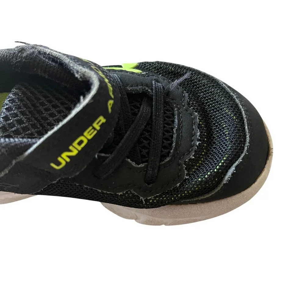 Under Armour Kids Assert 9 Black Lime Green Running Shoe Sneakers 7K 3024637-003
